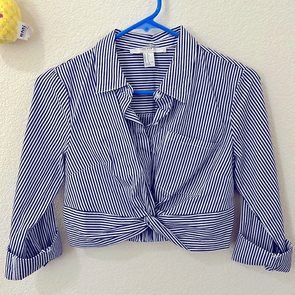 2 blue and white stripes tops - Picture 3 of 4